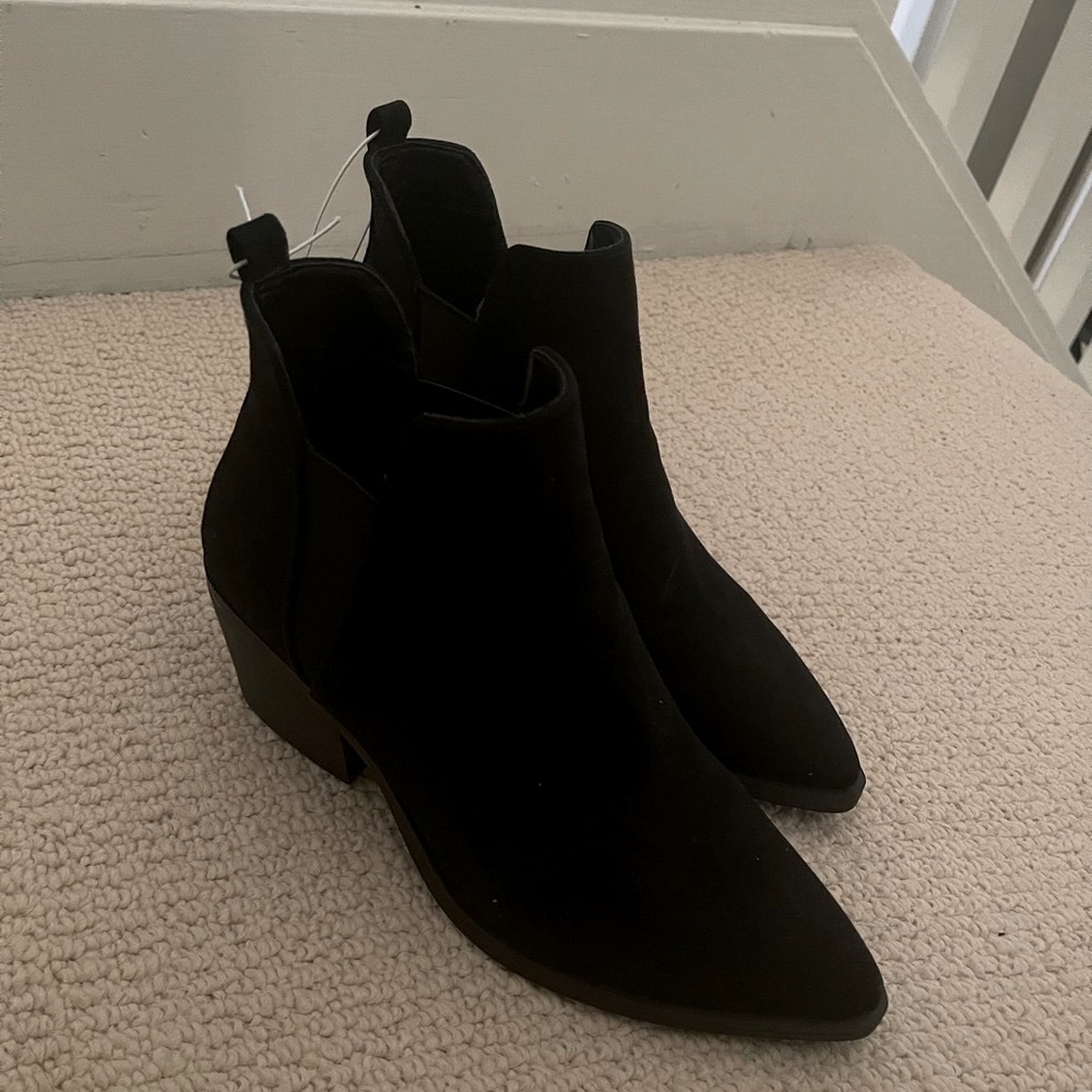 Black boots